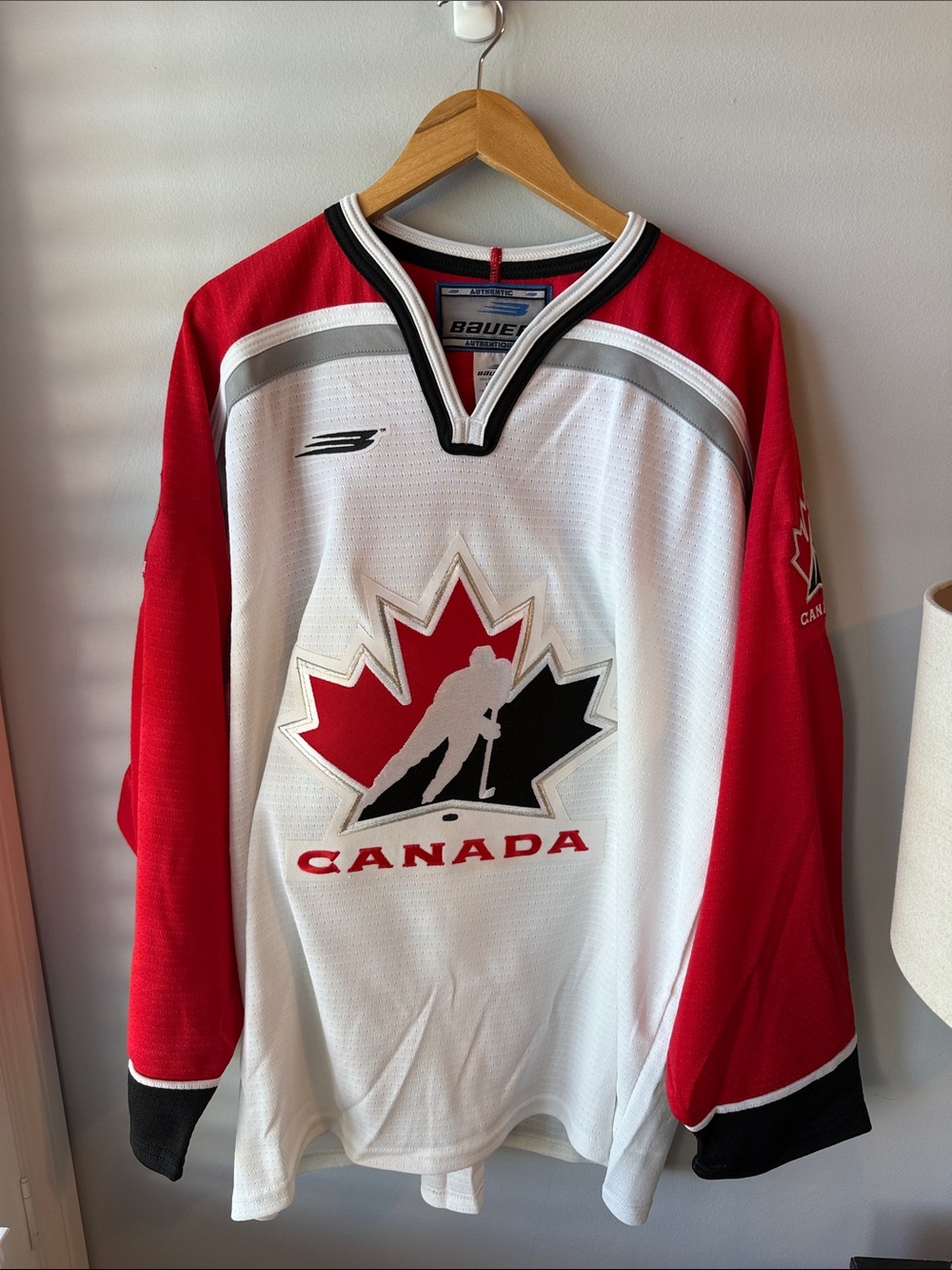 Vintage 1998 Bauer Team Canada Olympics Hockey Jersey Shirt - size XL